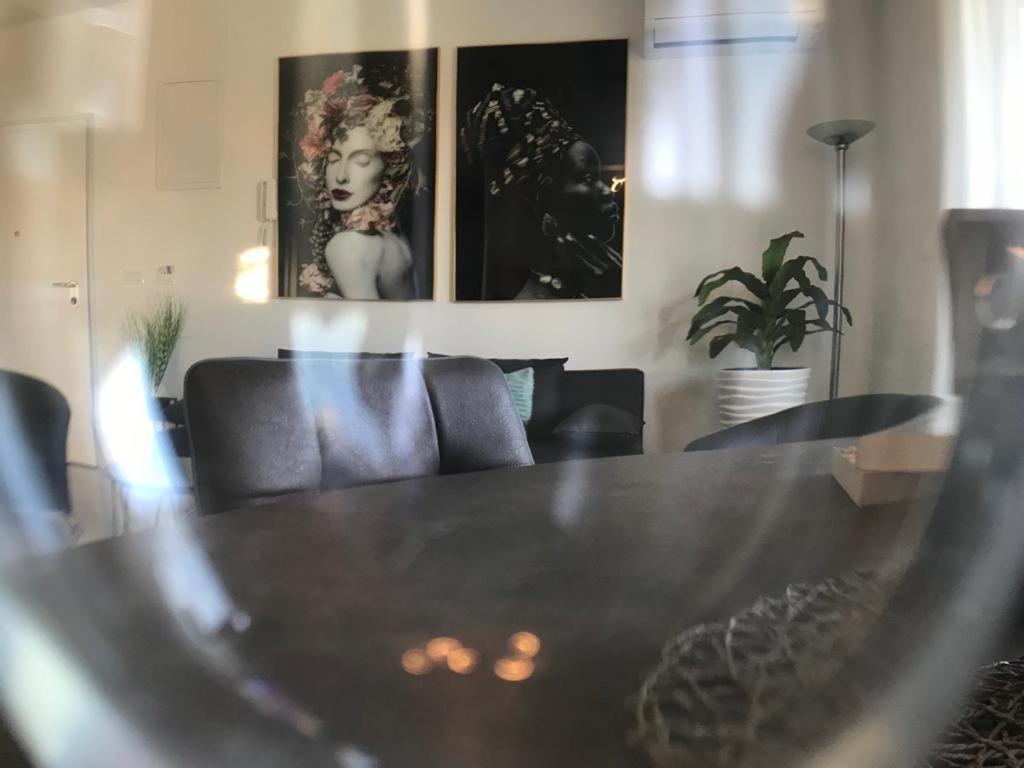 Hedonist-Luxury 2 Bedroom Apartment With Private Hot Tub, Garden And Free Parking 트로기르 외부 사진